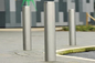 Instale fácilmente los bolardos de estacionamiento de acero, los postes de seguridad de la calzada soportan fuerza externa proveedor